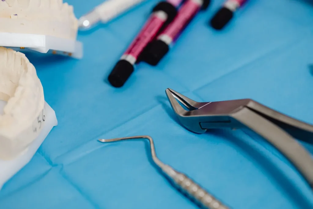 Sterile dental instruments and extraction forceps