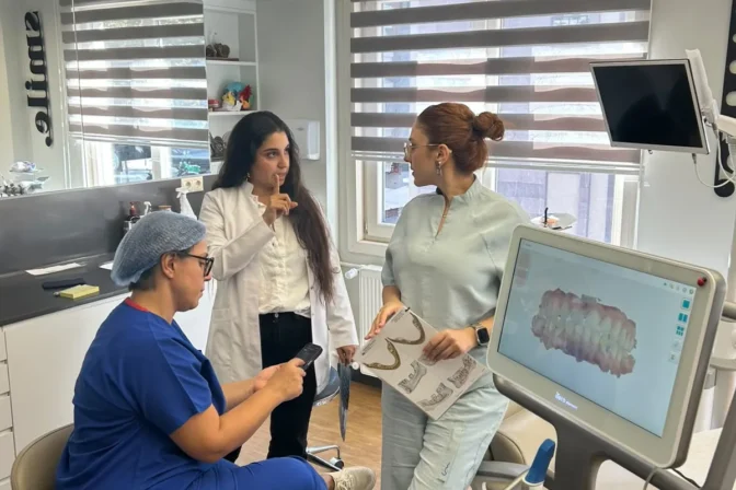 Diş kliniğinde dijital ağız içi tarayıcı ile tedavi planlaması, Caddebostan Kadıköy